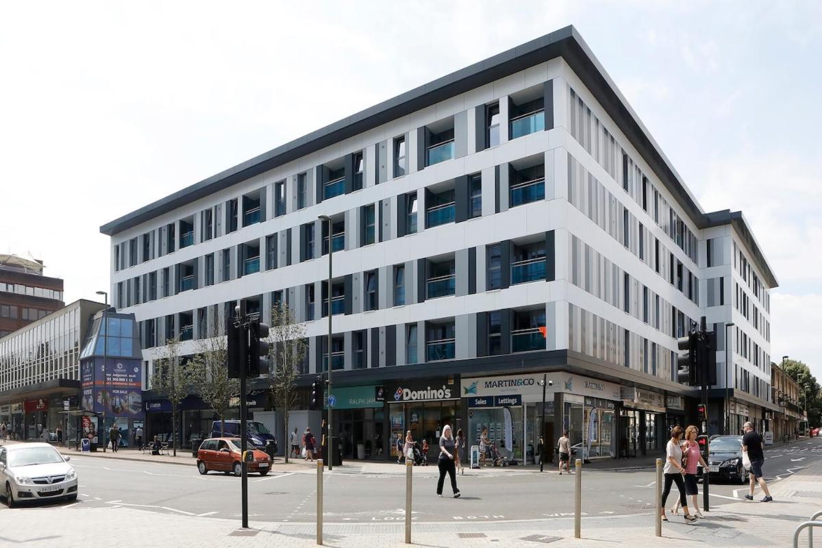 Redhill Queensgate - Modern 1 Bedroom Apartment מראה חיצוני תמונה